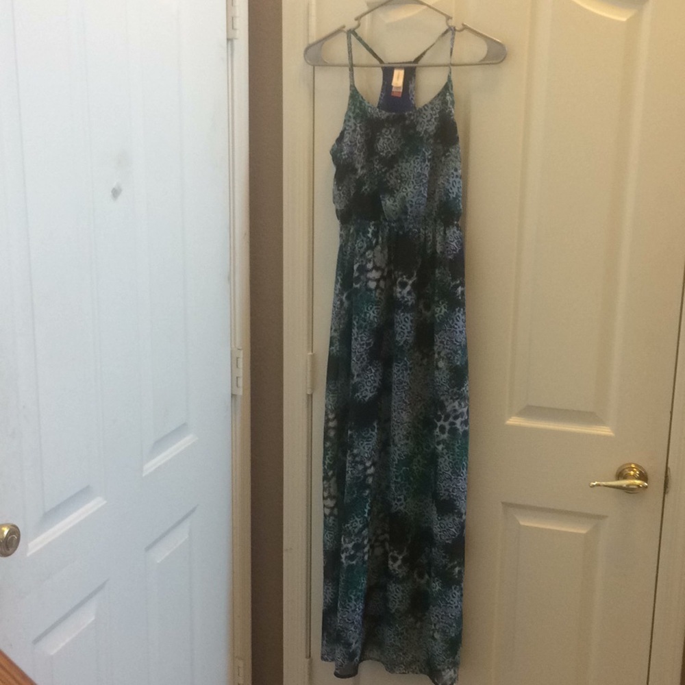 FINAL MARKDOWN Juniors No Boundaries Summer Dress Small 3/5